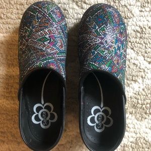 Sanita clogs size 38